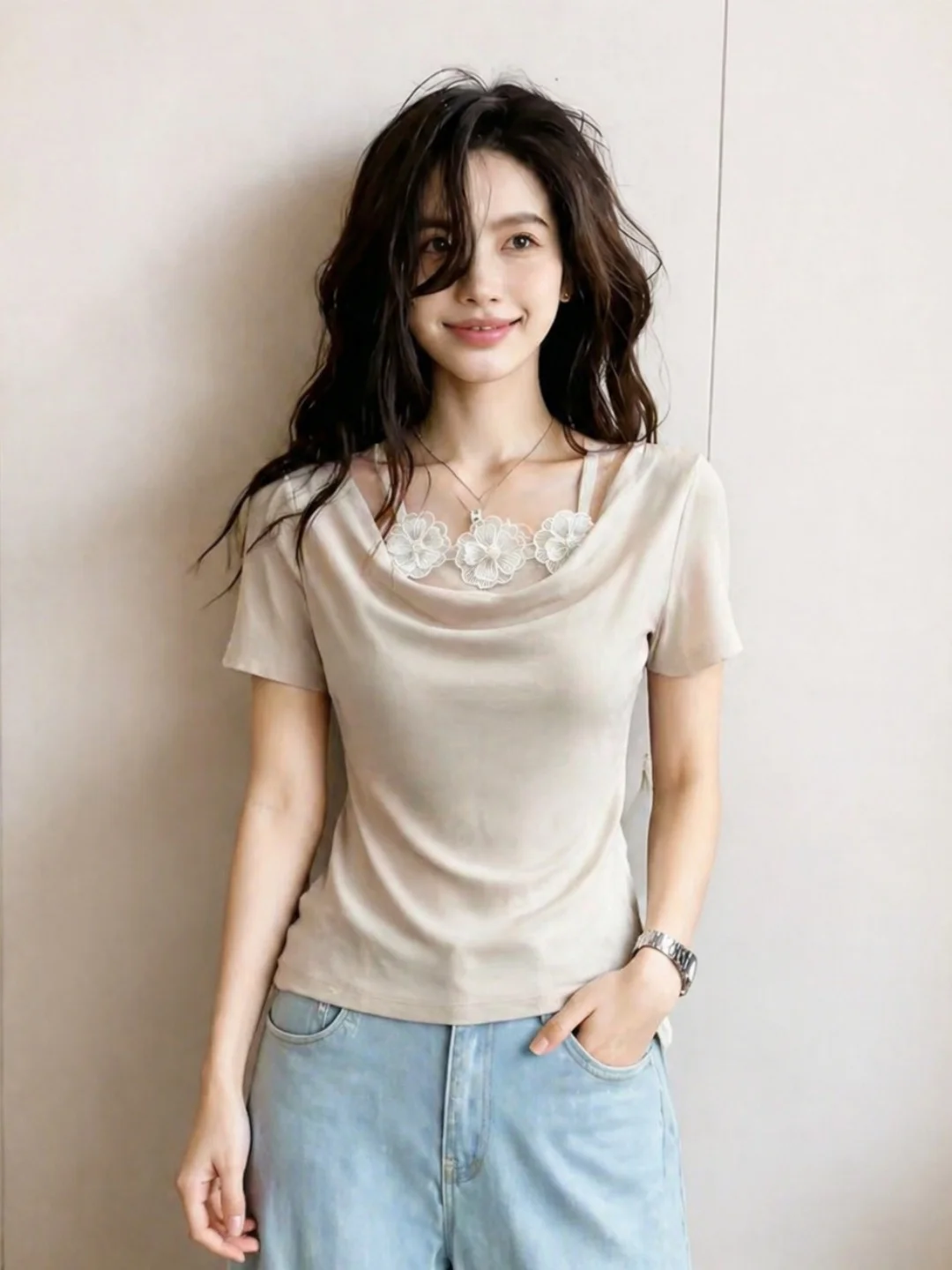 

Fashionable 3D Flower Halter Neck Short Sleeve Slim Fit T-Shirt Lightweight Mature Style Summer Top Women's Korean Style Commute