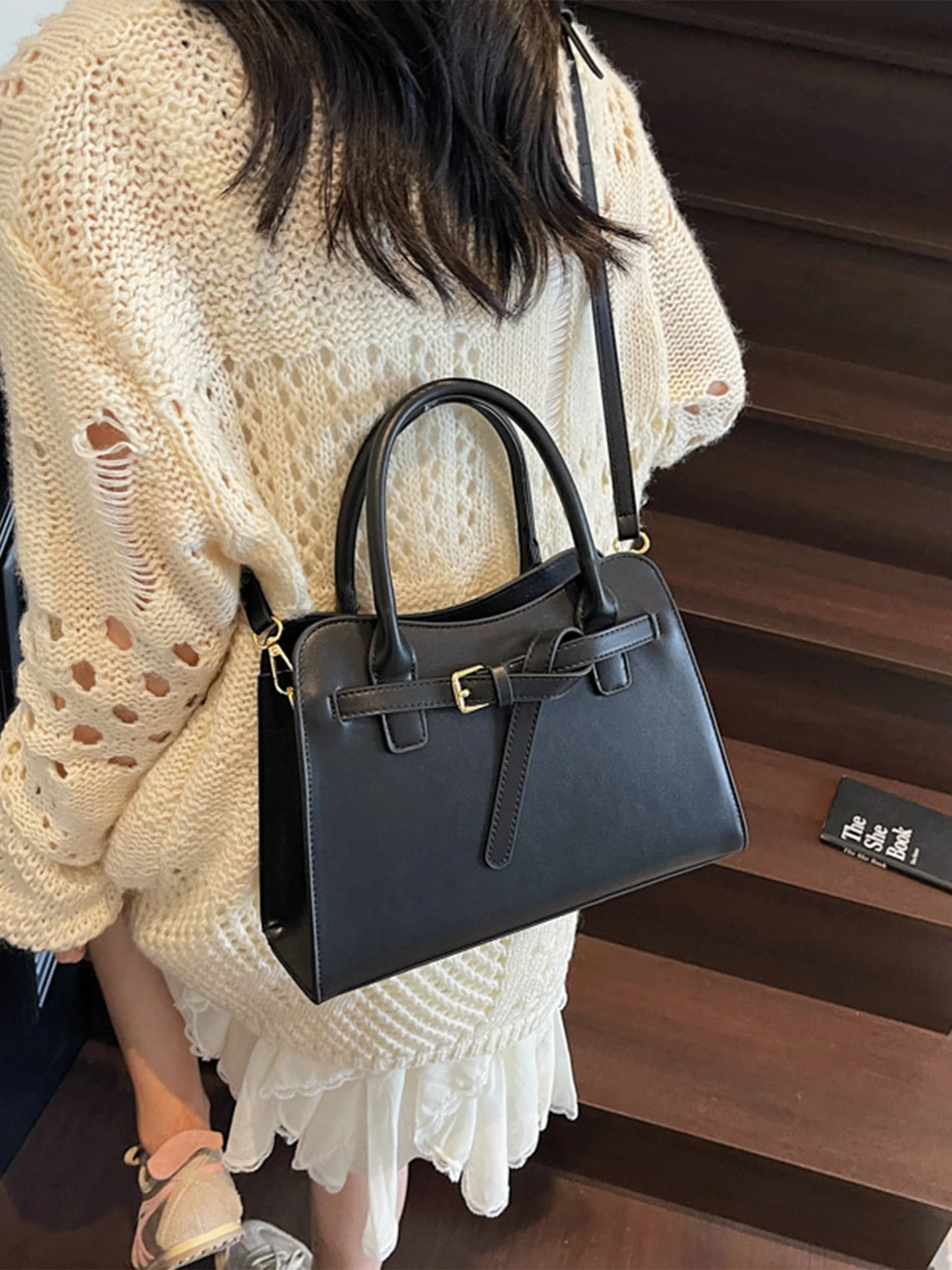 

Большая вместительная пряжка для ремня, однотонная свадебная сумка, женская летняя новая корейская сумка через плечо, прямоугольная молния, высококачественная сумка на одно плечо