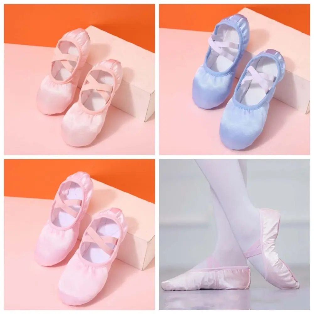 

Балетки из искусственной кожи для девочек, мягкие пуанты на плоской подошве с эластичной лентой, плиссированные танцевальные тапочки с пятнами, домашние тапочки