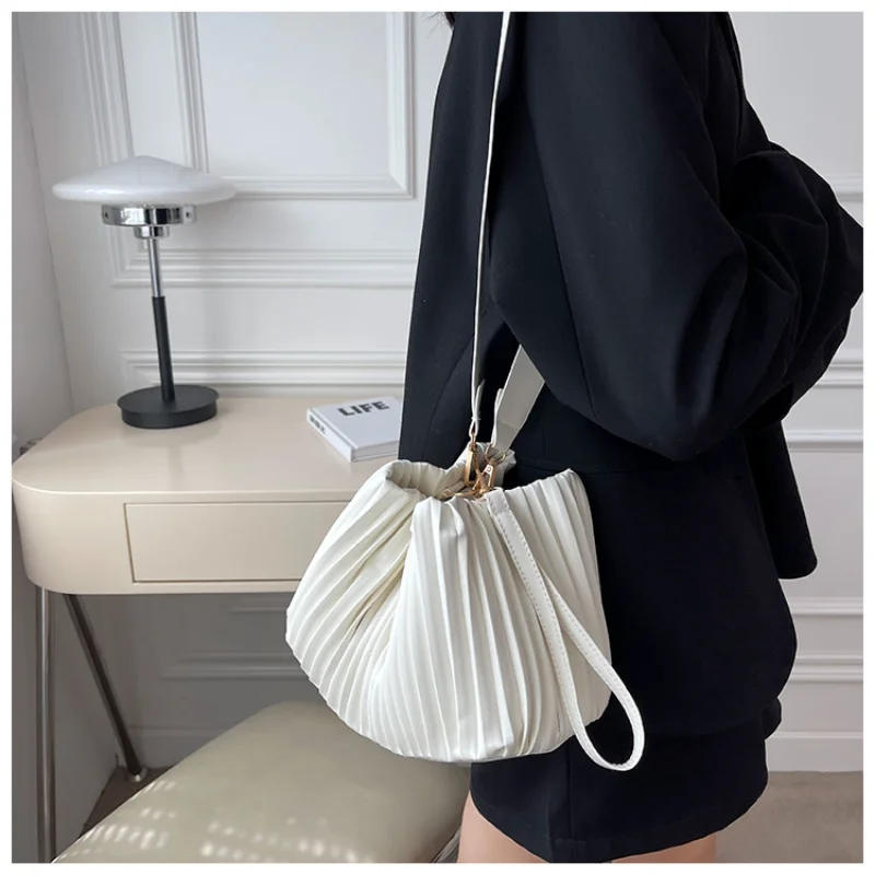 Fashion Pleated Crossbody Handbags PU Leather Women Solid Color Bucket Coin Purse Casual Office Shopper Shoulder Messenger Bags