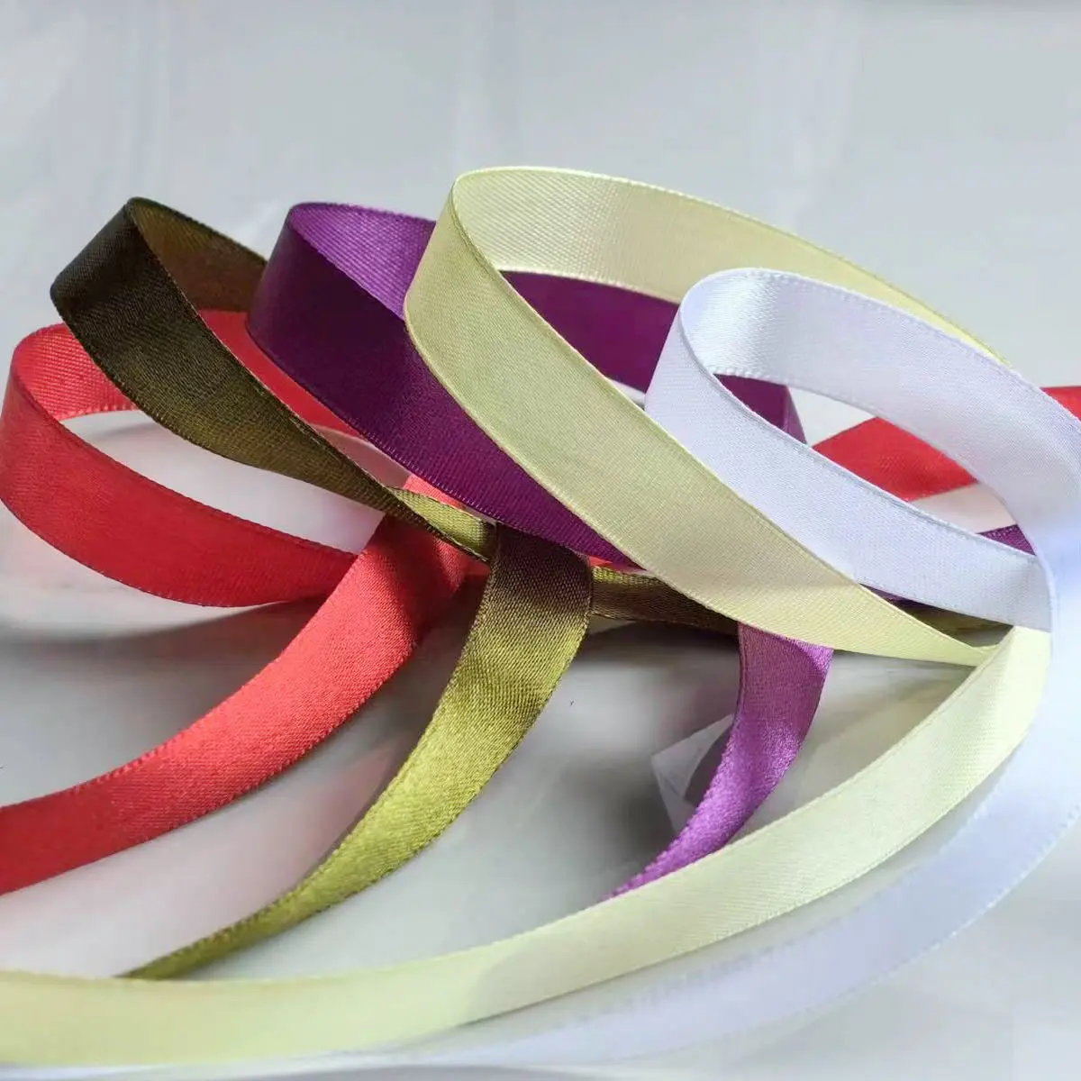 5 Rolls(5Yards/roll) Mix Random Nylon Ribbons 1/2