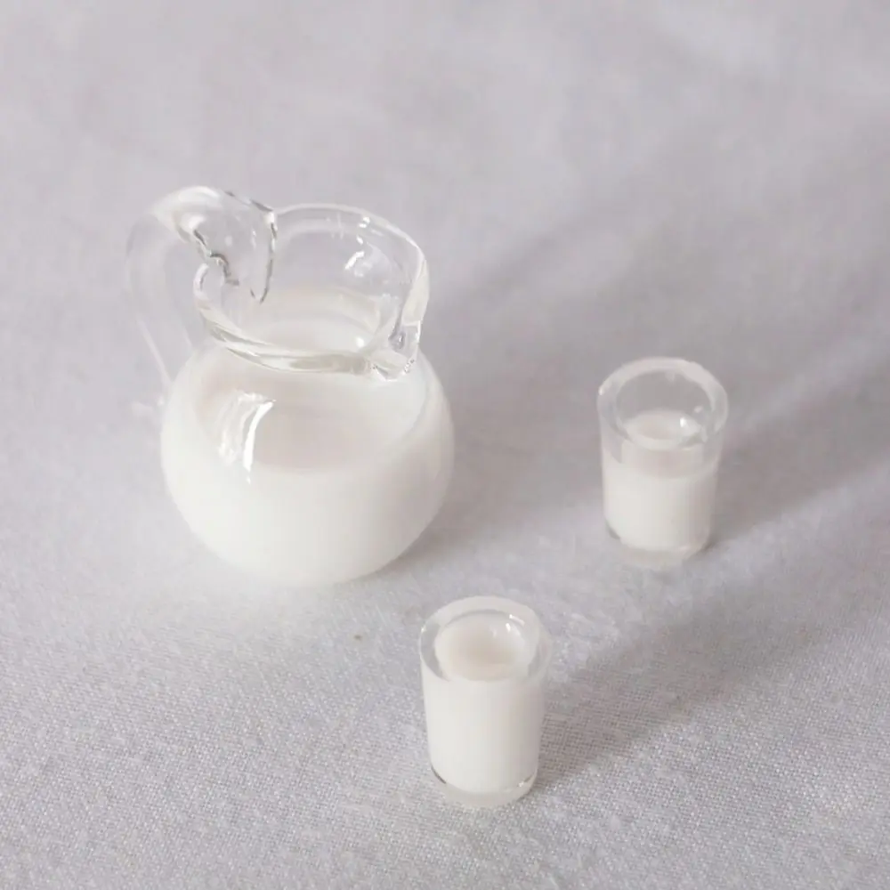 1Set High Quality Mini Dollhouse Miniature Food Simulation 2 Colors Resin Drink Bottle Milk Model 1/12 Dollhouse Decoration