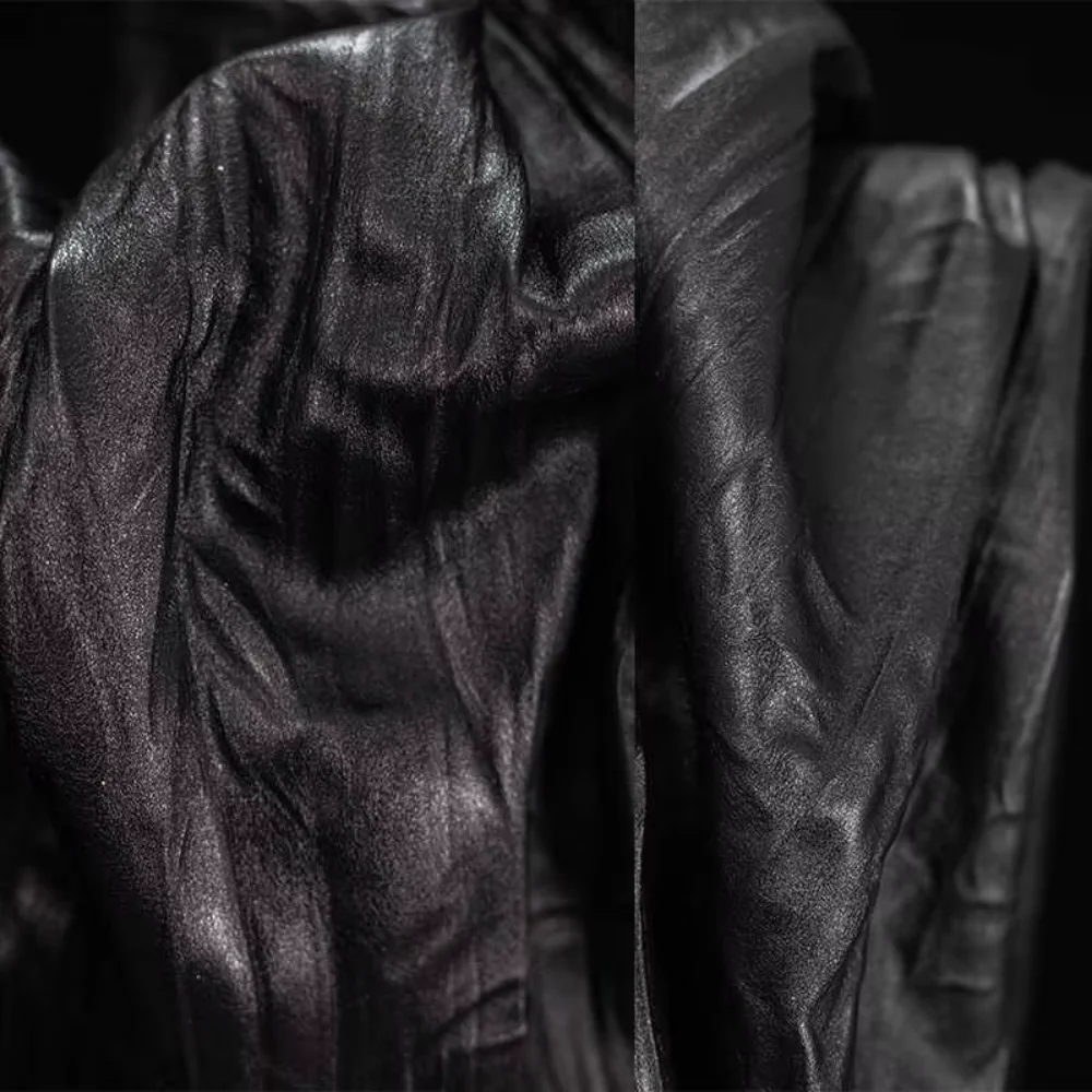 قماش جلدي عمودي أسود سميك متجعد لمعطف التنورة ملابس عصرية مصممة إبداعية خياطة يدوية لكل متر من القماش #2