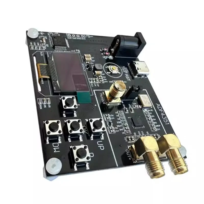 -A25M وحدة قفل المرحلة للحواسيب الصغيرة ذات شريحة واحدة ADF4351 مولد إشارة RF ADF4351 وحدة على متن الطائرة