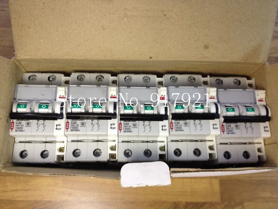 Beijing GM32M-2300R 2P C6 C10 C16 C20 C32 C40 C50 C63 C80 C100 250VDC solid DC circuit breaker with auxiliary 2P  --5pcs/lot