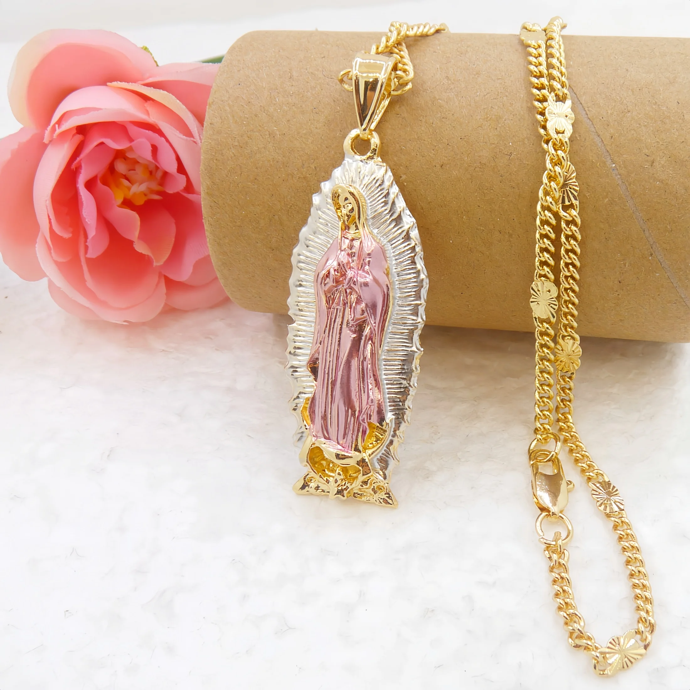 Gold Plated Painting Virgin Mary Mama Pendant/Amulet Religious Jewelry Virgen de guadalupe Virgin Mary Necklace