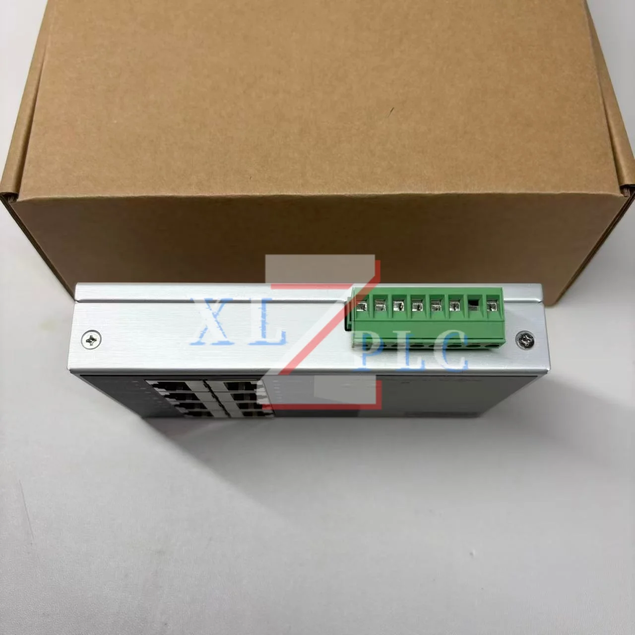 Nuevo interruptor industrial original 2832771 FL SWITCH SF 8TX