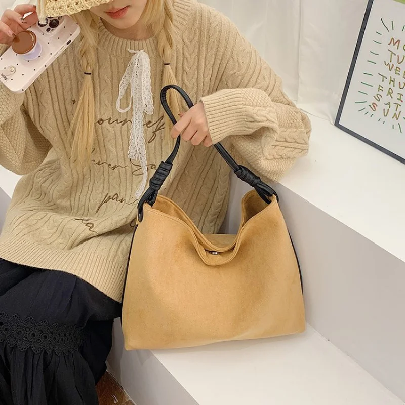 

Stylish Casual Messenger Bag For Women, Trendy Paris Style Solid Color, Simple Leather Crossbody Bag Premium
