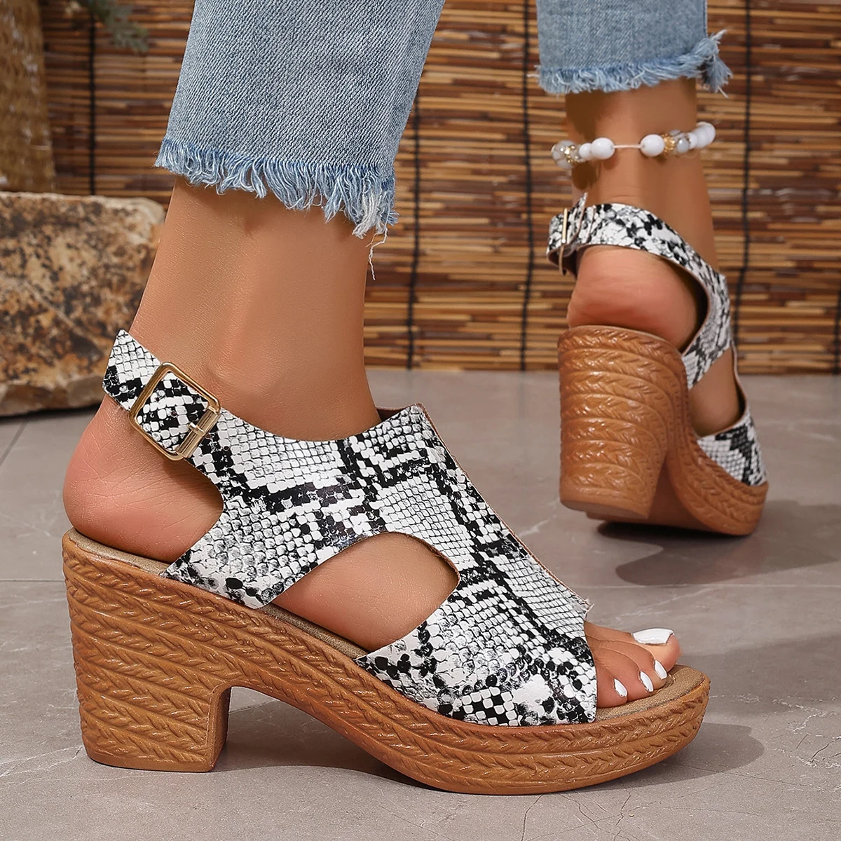 Women\'s Snake Print High Heels Sandals Summer 2024 Chunky Platform Gladiator Sandals Woman Thick Heeled Buckle Strap Roman Shoes