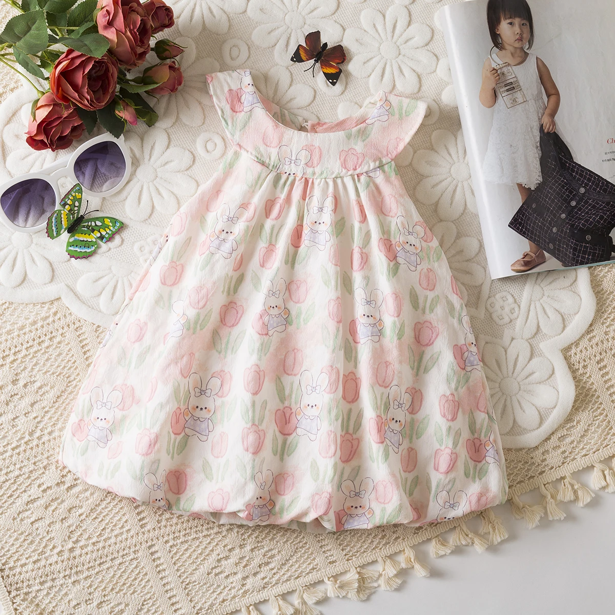 

Платье для маленьких девочек, летнее платье с полным принтом тюльпана и мультяшным кроликом, детские платья с круглым вырезом, милое повседневное платье для девочек