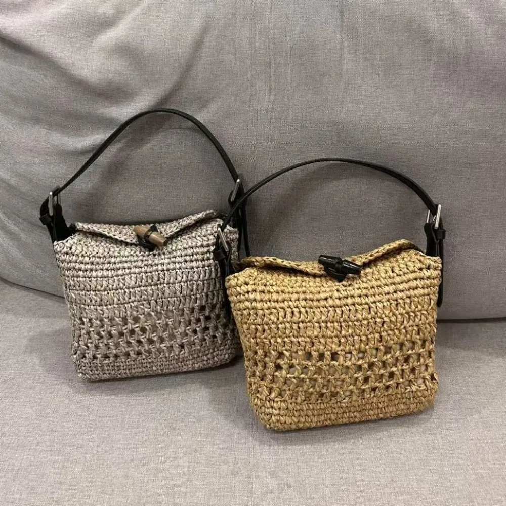 

2026 Summer Straw Woven Bag Large Capacity Woven Lunch Versatile Premium Texture Stylish Simple Casual Daily Retro Commuter