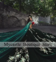 Mexican Emerald Green Lace Appliques Quinceanera Dress Ball Gown 2024 With Cape Beaded Sweet 16 Dress Vestidos De XV 15 Anos