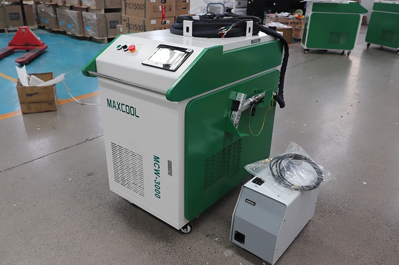 1000w 2000w 3000w Hot Sale Fiber Laser Welding Machine Price Raycus Reci Max Handheld  with Auto Wire Feeder