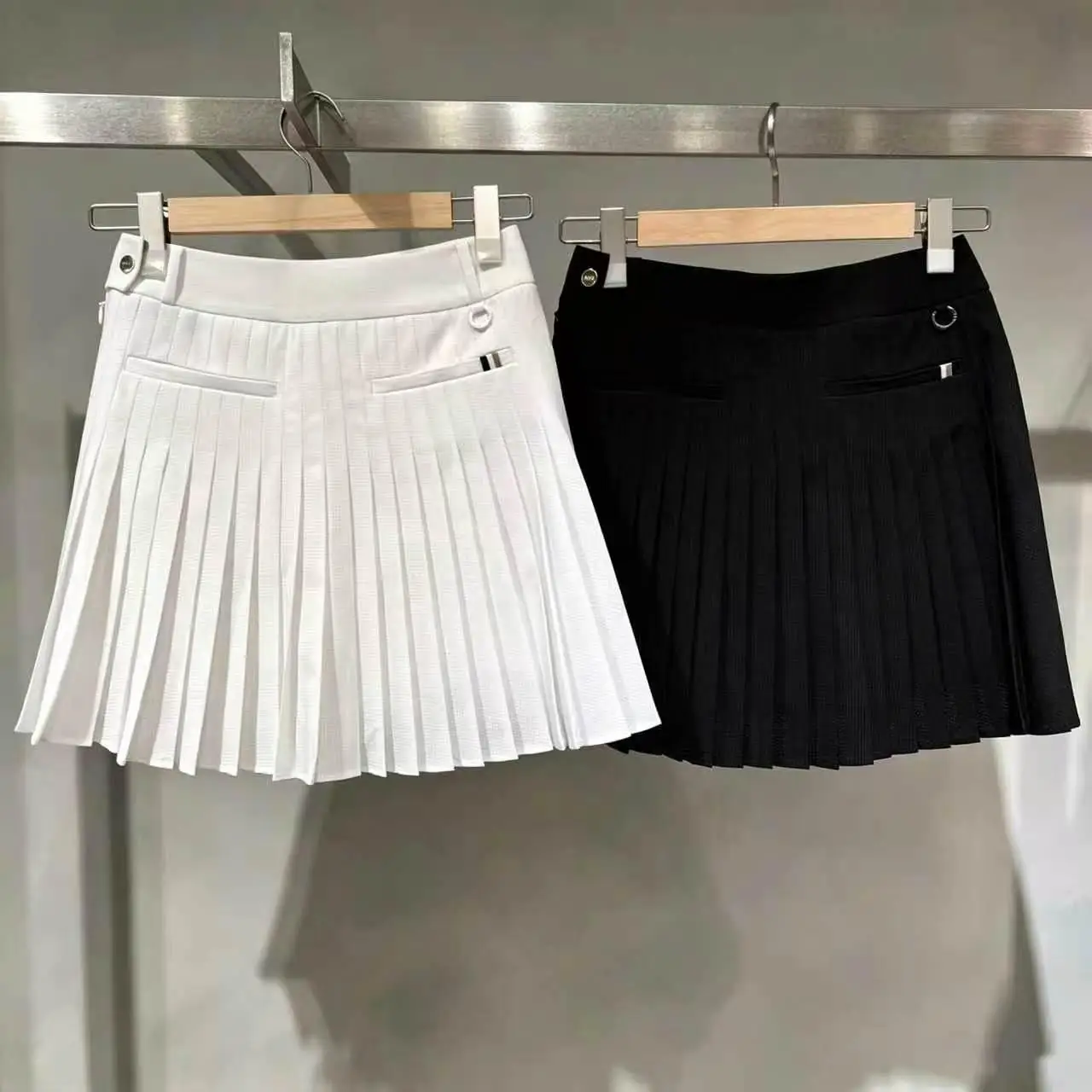 Ladies Cool Quick Dry Golf Pleated Skort Breathable Mesh Wrinkle‑Resistant Material With Inner Safety Shorts For Golf Sport