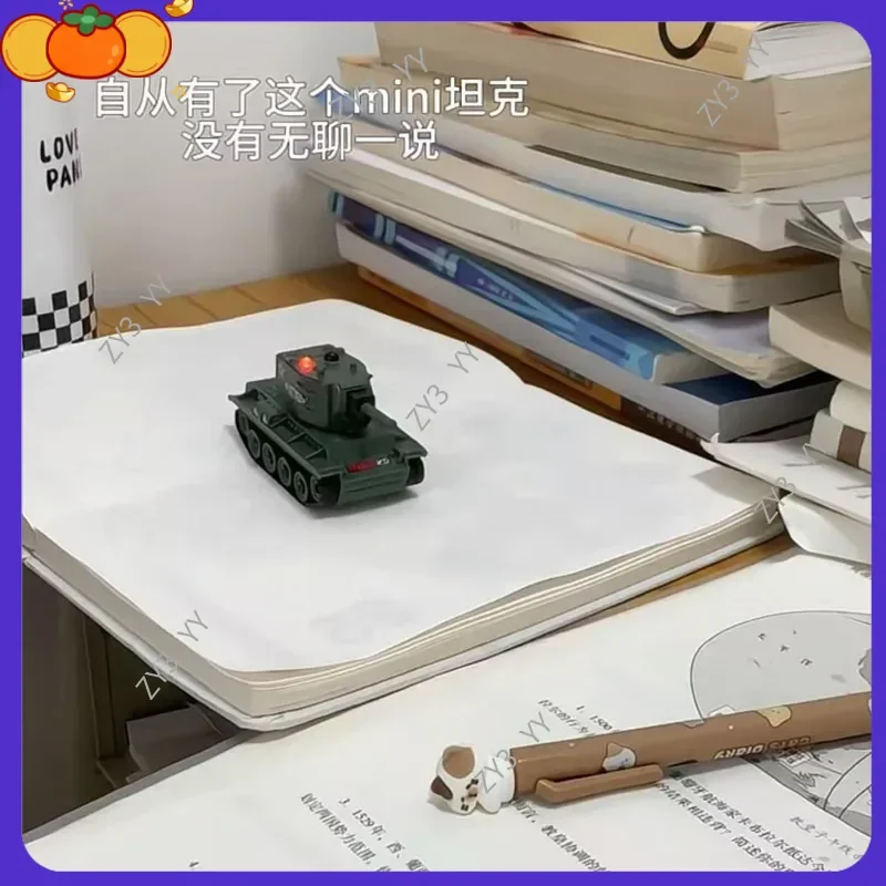 미니 원격 조종 탱크 시뮬레이션 오프로드 RC카 적외선 전투 충전식 창의적인 선물 남자친구용