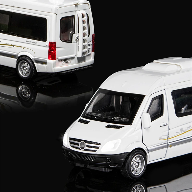 1:32 Zinc Alloy Bus Sprinter Alloy Car Model Diecast Metal Toy MPV Car Model Sound and Light Simulation Collection Toy Gift