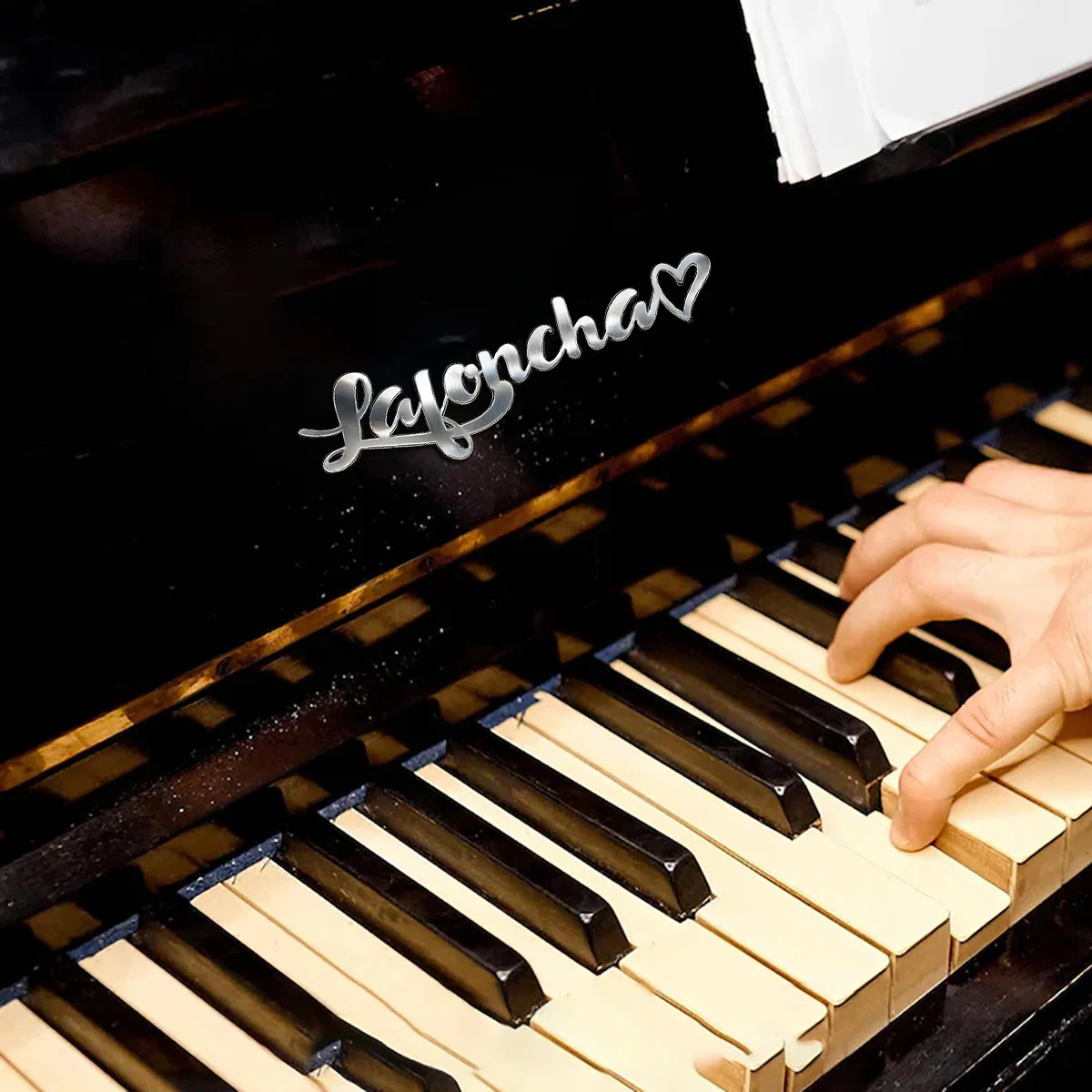 Dolce cuore metallo acciaio inossidabile logo personalizzato 3D colore argento adesivo per auto parafango bagagliaio distintivo decalcomania accessori decorativi per auto