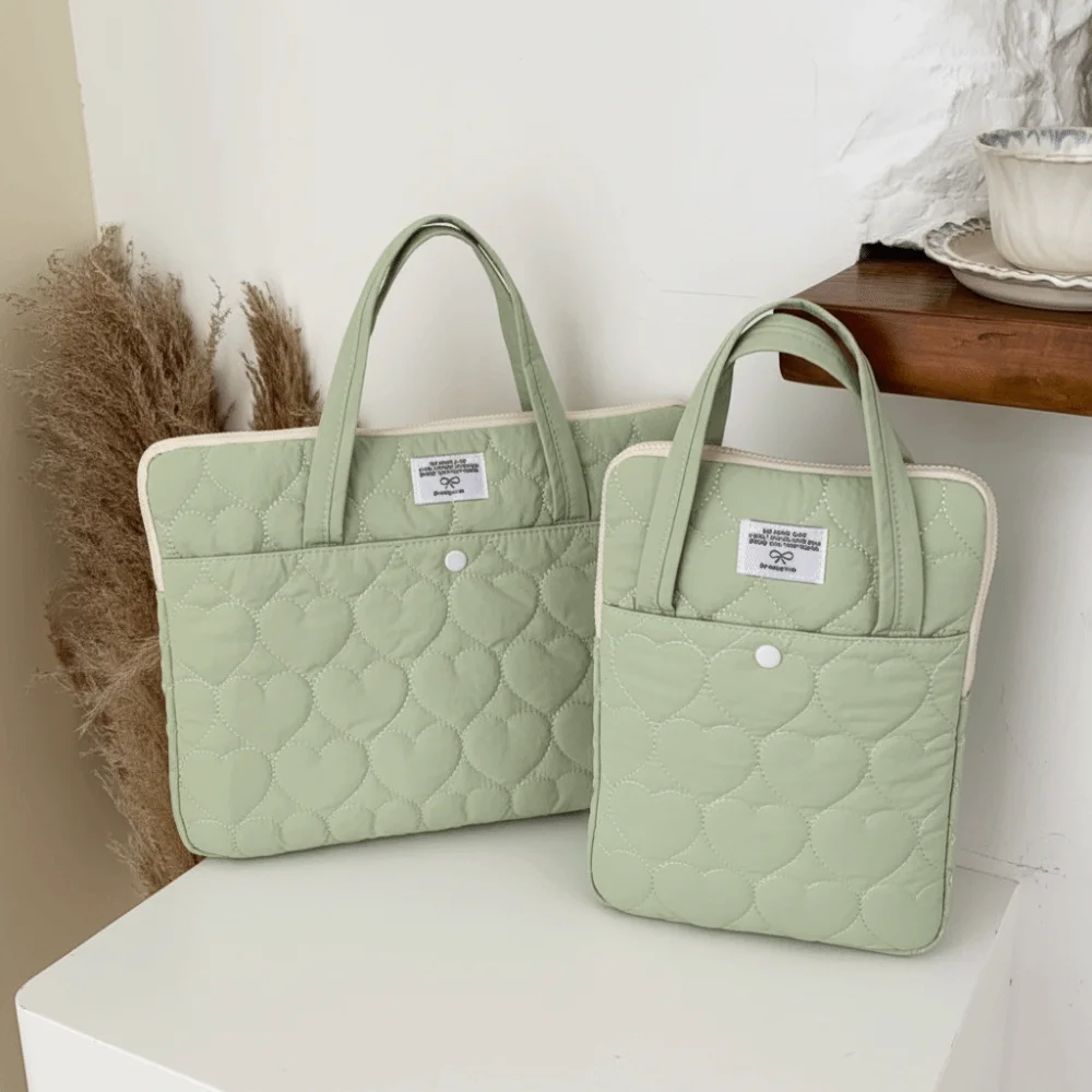 

Стильный чехол-портфель для ноутбука: легкий, компактный, удобный для офиса