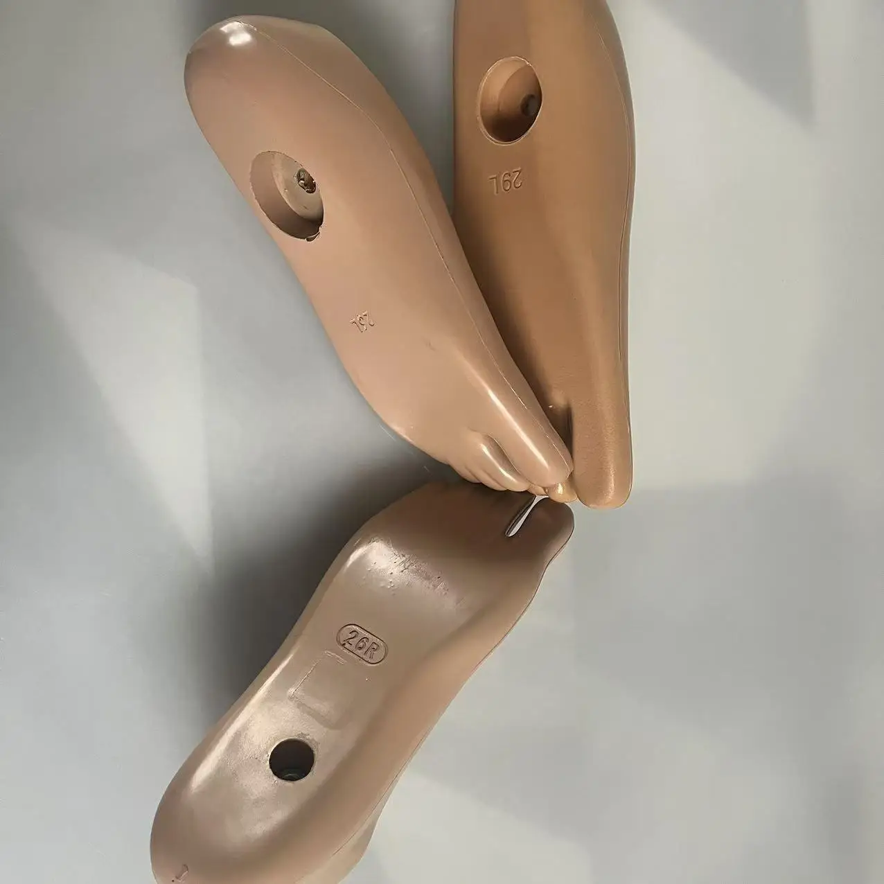 

New Dynamic Single Axis Prosthetics Polyurethane Prosthetic Foot Custom Fabrication Services