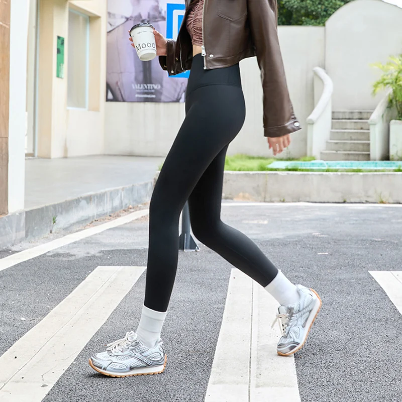 Autunno Inverno Vita alta Modellante Pantaloni Shark Donna Pilates Yoga Leggings sportivi casual Stretti Hip Lift Warm Plus Leggings in pile