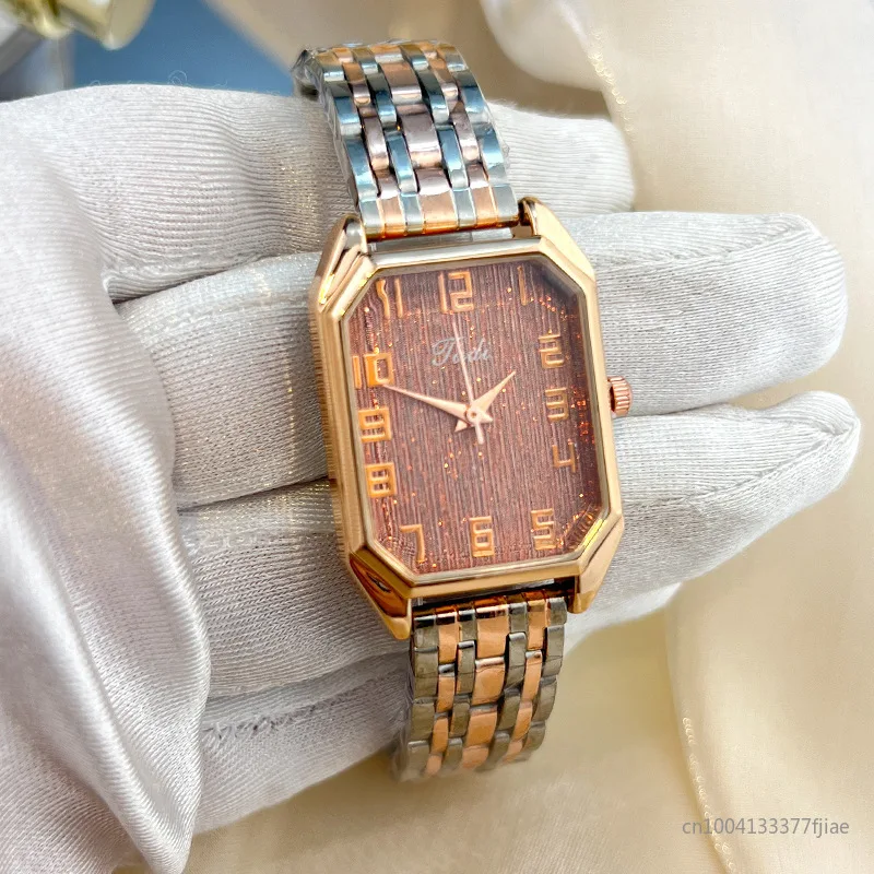 ساعات نسائية الأعمال الفاخرة السيدات موضة كوارتز ساعة بسيطة مقياس مربع جودة مطلية بالذهب الفولاذ المقاوم للصدأ ساعة قابلة للطي