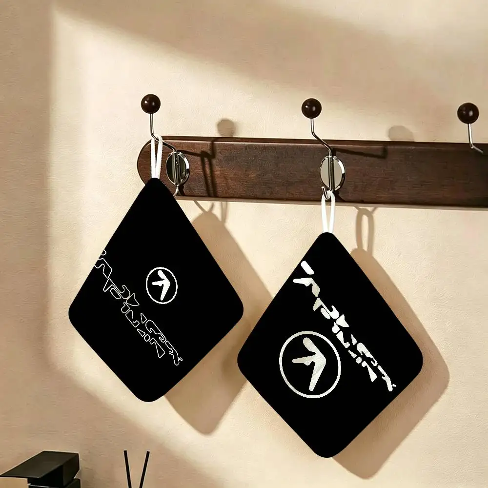 popular electronic music A-Aphex Twin Reusable Hanging Kitchen Towel, Polyester Cotton Soft Fabric for Office Home Daily Life