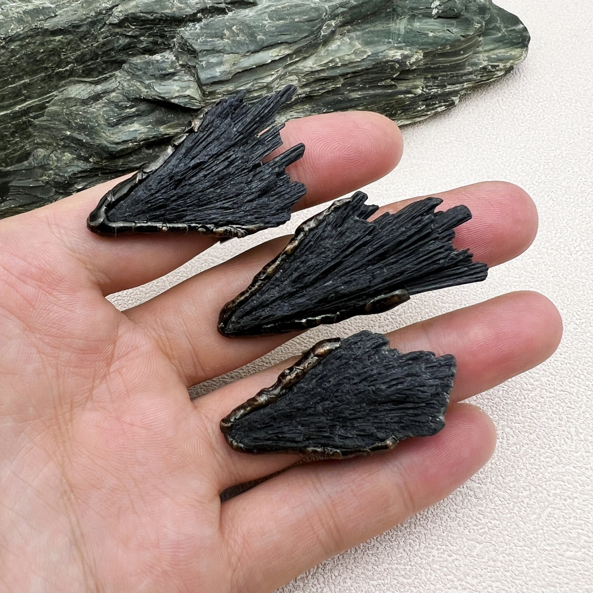 

10PCS Witch Jewelry Large Bronze Plated Natural Black Tourmaline Jet Stone Adjustable Magic Broom Rings