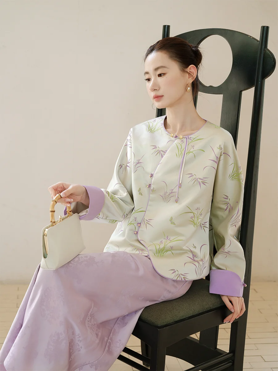 ChuCheni 중국 스타일 여성 자켓 라운드 넥 자수 플랩 슬리브 긴 폴리에스테르 짧은 길이 가을 새로운 패션