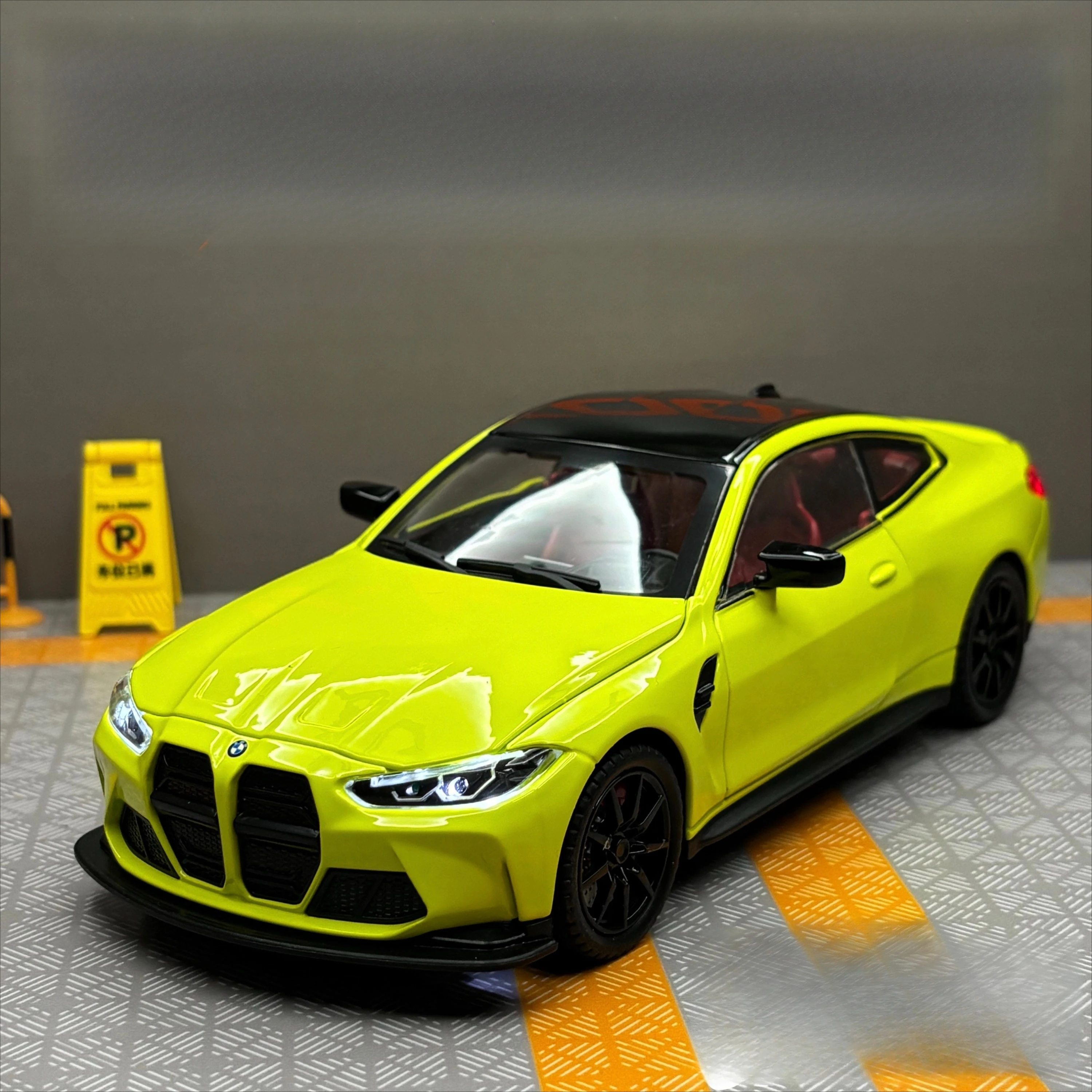 

1:24 BMW M4 Sports Car Alloy Car Diecasts & Toy Vehicles Car Model Sound and light Pull back Car Toys Childrens Gifts