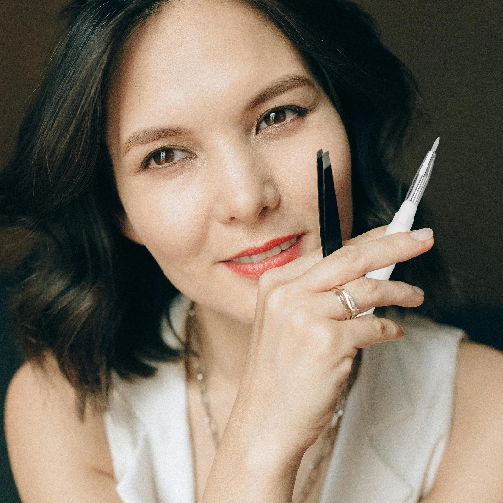 

4Pcs Silicone Lip Brush Covered Makeup Applicator Portable Lip Gloss Tool for Women Silicone Makeup Applicator