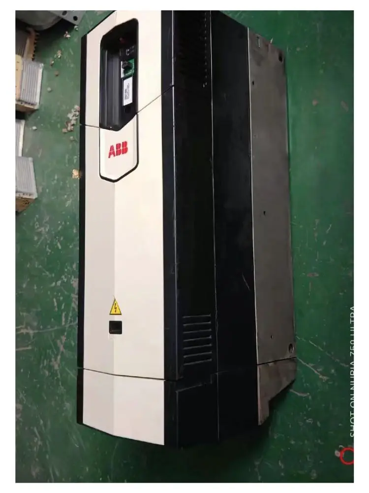 Second-hand   ACS880-01-045A-3    inverter    test  OK     Fast Shipping