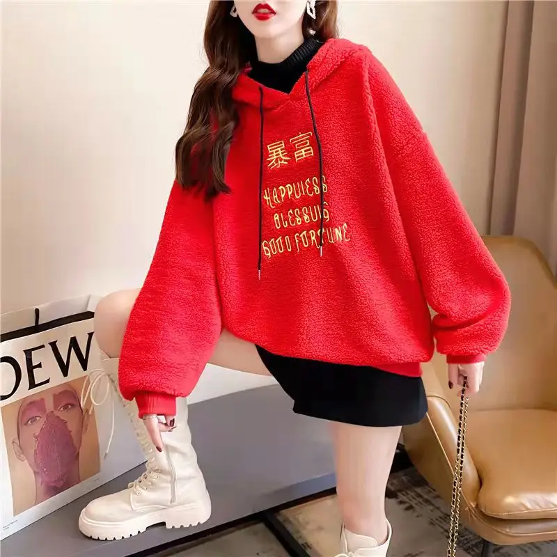 

Красная женская толстовка с капюшоном из утолщенного флиса, осенне-зимняя, свободного кроя, с круглым вырезом, длинными рукавами, в корейском стиле, верхняя одежда