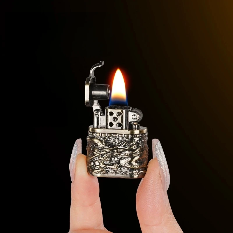 

Retro Mini Relief Dragon Lighter Metal 3D Relief Zinc Alloy Body Outdoor Portable Fire Machine Men's Smoking Gift