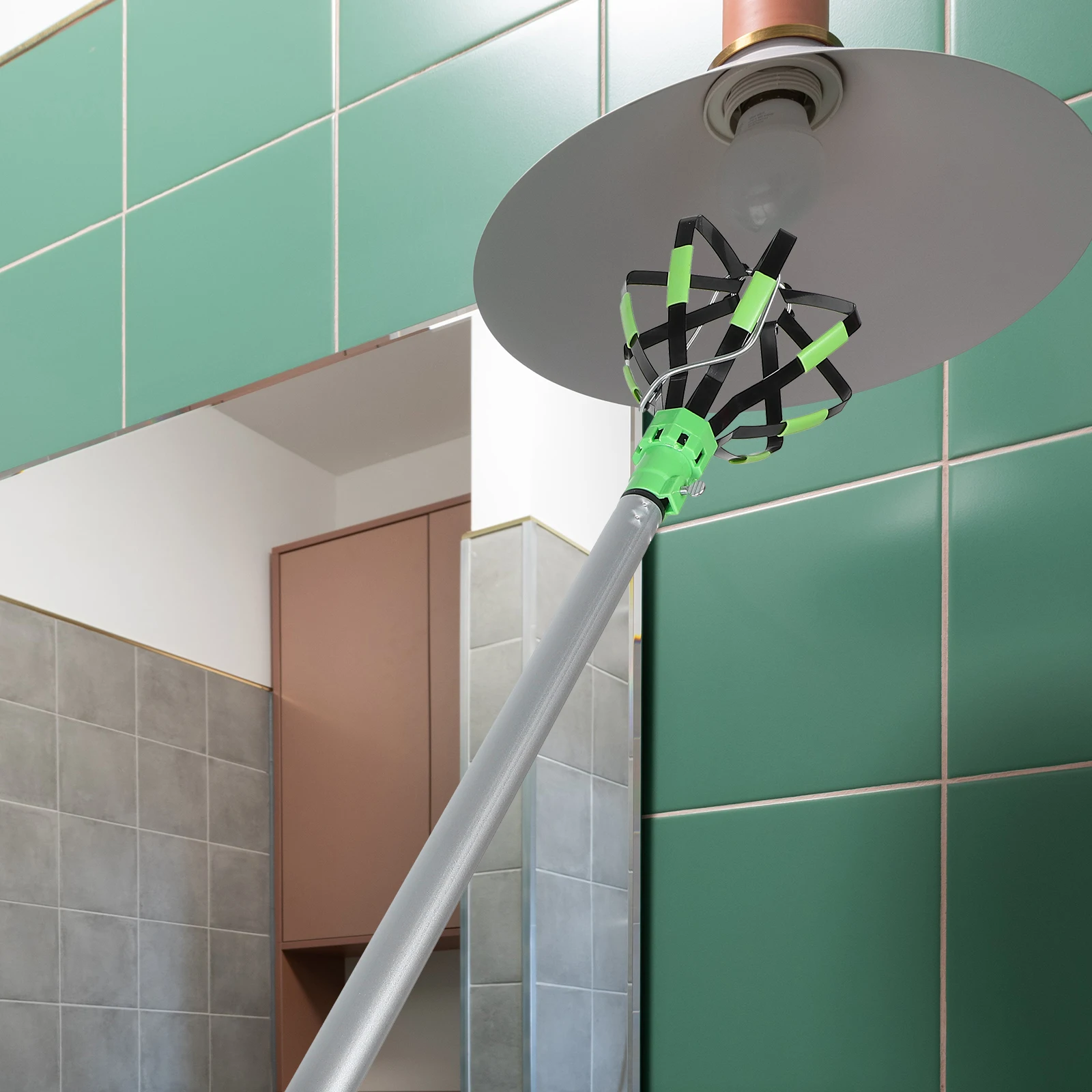 

1 set Light Bulb Changer Tool High Reach for Recessed Lights Ceiling LED Flood Bulbs Change Easy Grabber Fruit Picker
