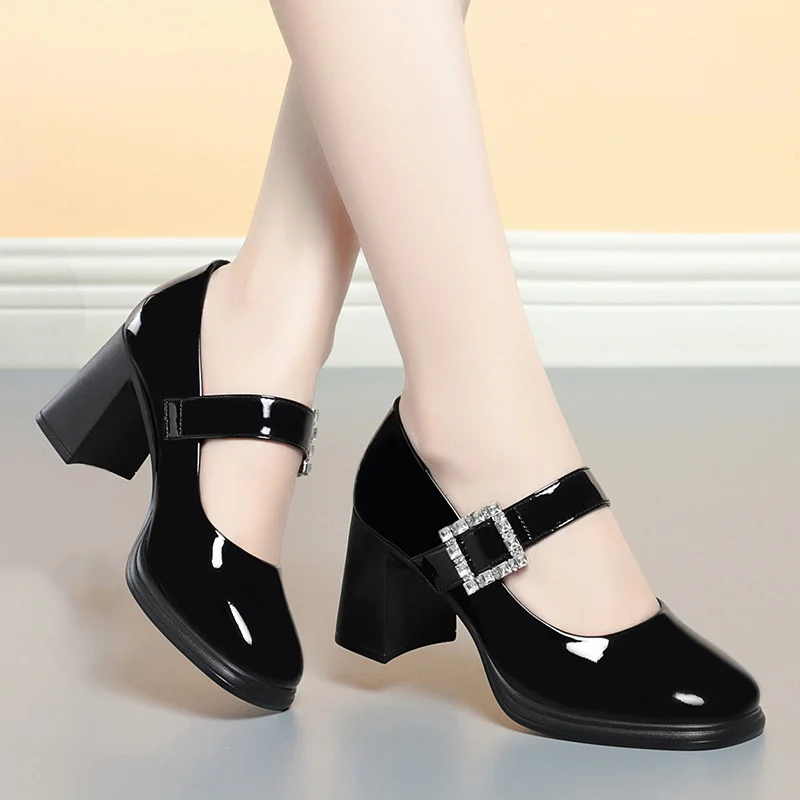 2023 Women\'s Fashion Shoes Mary High Heels New Buckle Office and Career Sweet Round Toe Shiny Leather High Heels