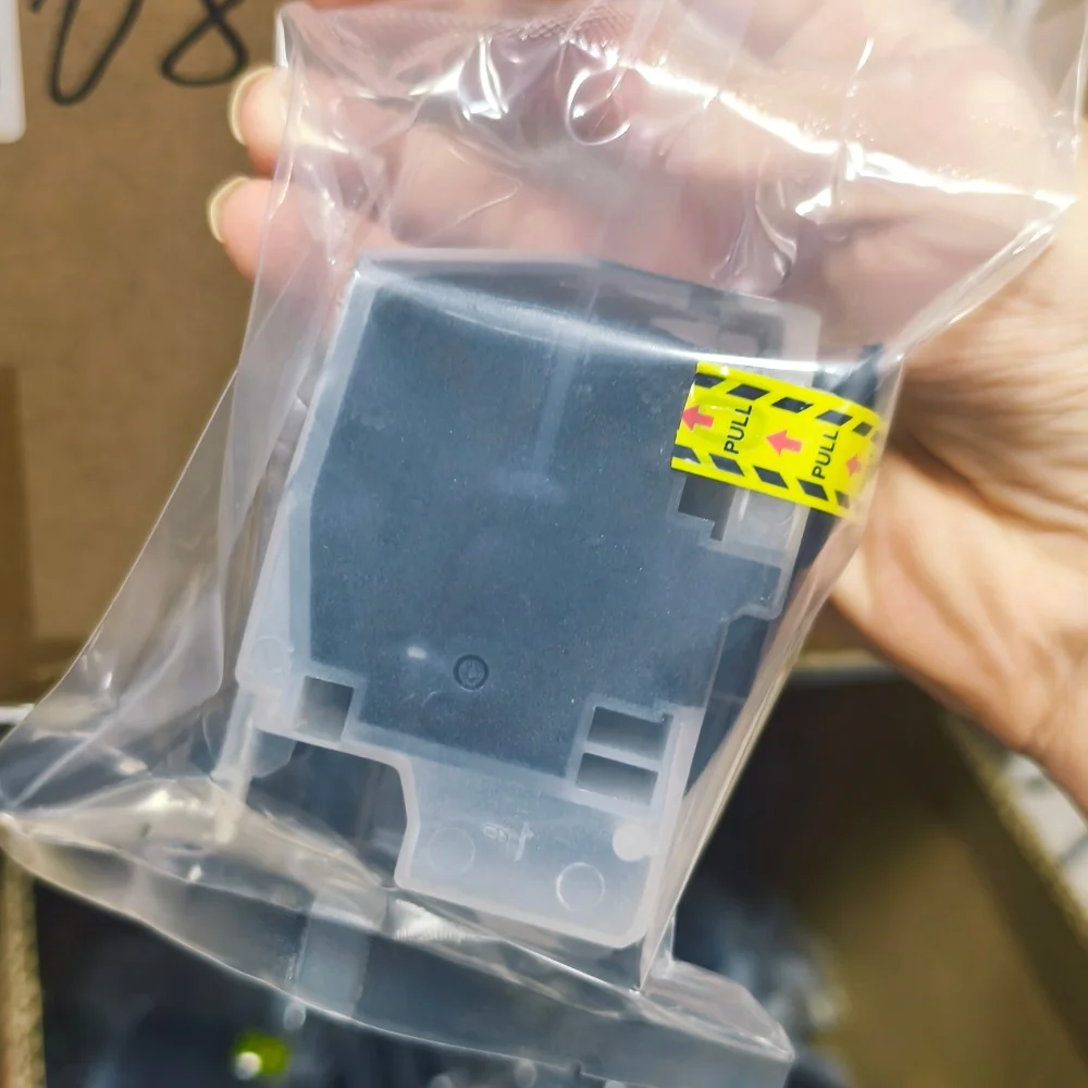 

1sets LC422 LC422XL Ink Cartridge Compatible for Brother MFC-J5340DW J5345DW J5740DW J6540DW J6940DW Printer