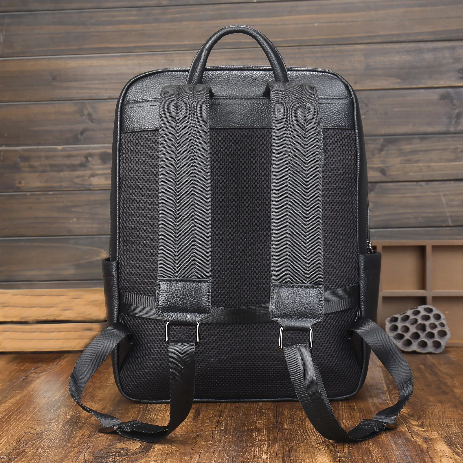 Big Genuine Leather Backpack Man 2026 New Cowhide Travel Bags Black Cow Leather Shoulder Bag