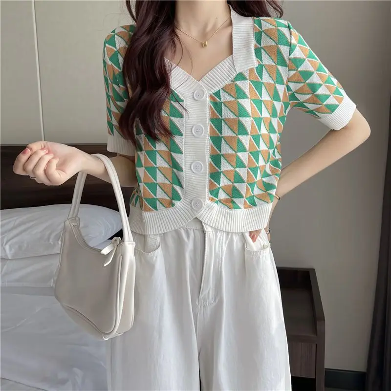 Vintage Knitted T-shirts Women Summer Thin Button Design Rhombic Casual Short-sleeve All-match Cropped Female Streetwear Ulzzang