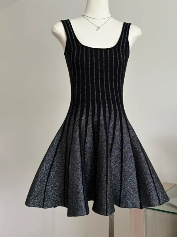Autumn and Winter U-neck Sleeveless Knitted Short Skirt Contrasting Vertical Stripe Hanging Skirt Waist