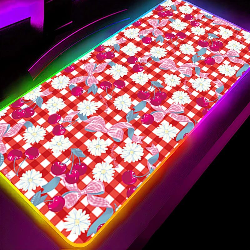 

RGB светодиодный коврик для мыши с кремовым вишневым узором, нескользящий резиновый коврик для мыши, игровые коврики для ноутбука, аксессуары для ПК, расширенный коврик, коврик для офисного стола
