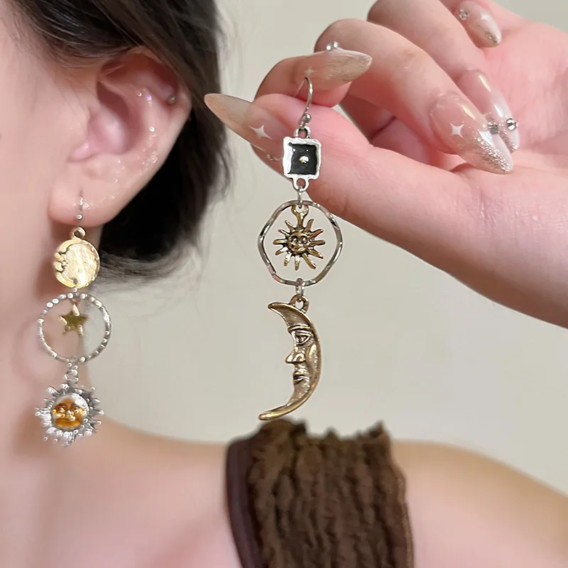 Greek Mythology Face Sun Moon Pendant Creative Design Women Asymmetric Personality Pendant Earrings Party Jewelry Gifts