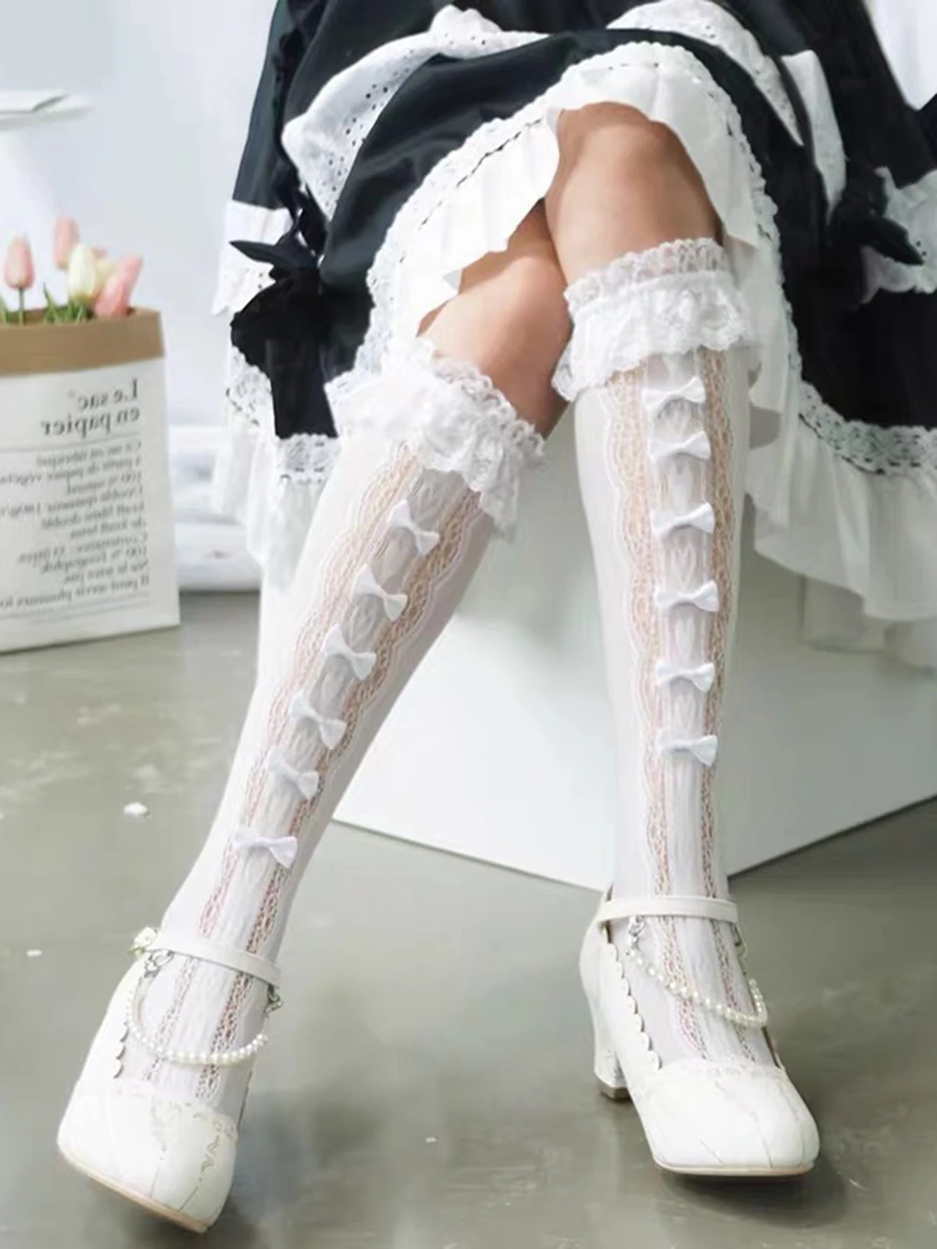 1 pair of bow shaped mid length stockings JK girls lace lace stockings Lolita princess coa long length lace bow shaped stockings