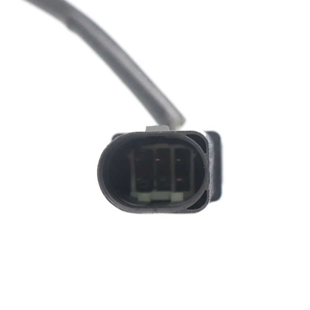Car Air Fuel Ratio Lambda O2 Oxygen Sensor 03F906262B For Audi S3 Seat Altea Leon Volkswagen Touran Skoda Octavia Roomster Yeti