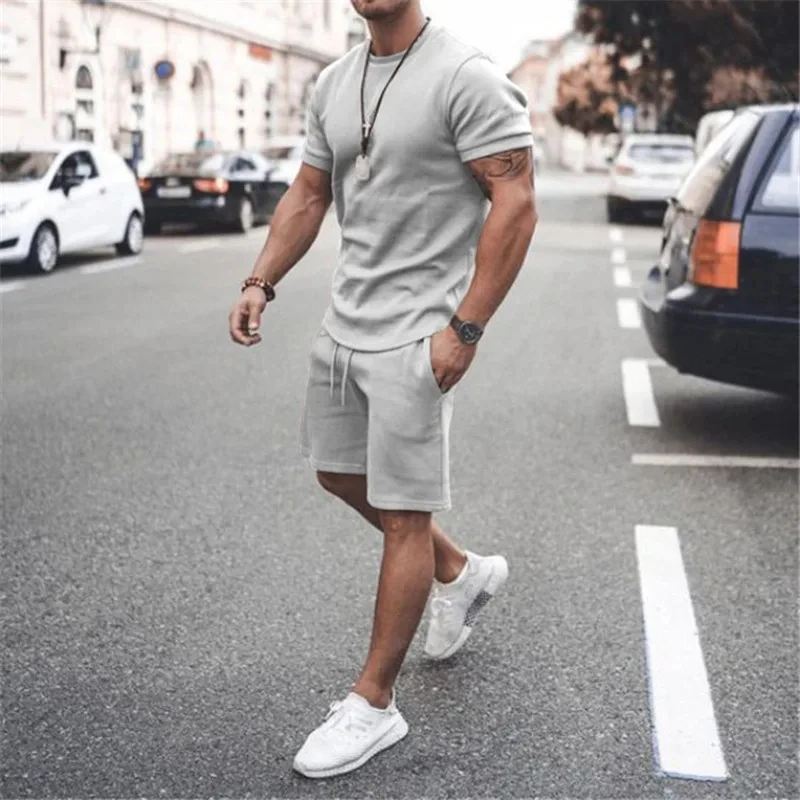 Solid Color Europe and The United States Men's 13 Color Summer New Short Sleeve Tshirt +Shorts 2pcs Set Leisure Sports Men Suit image 2