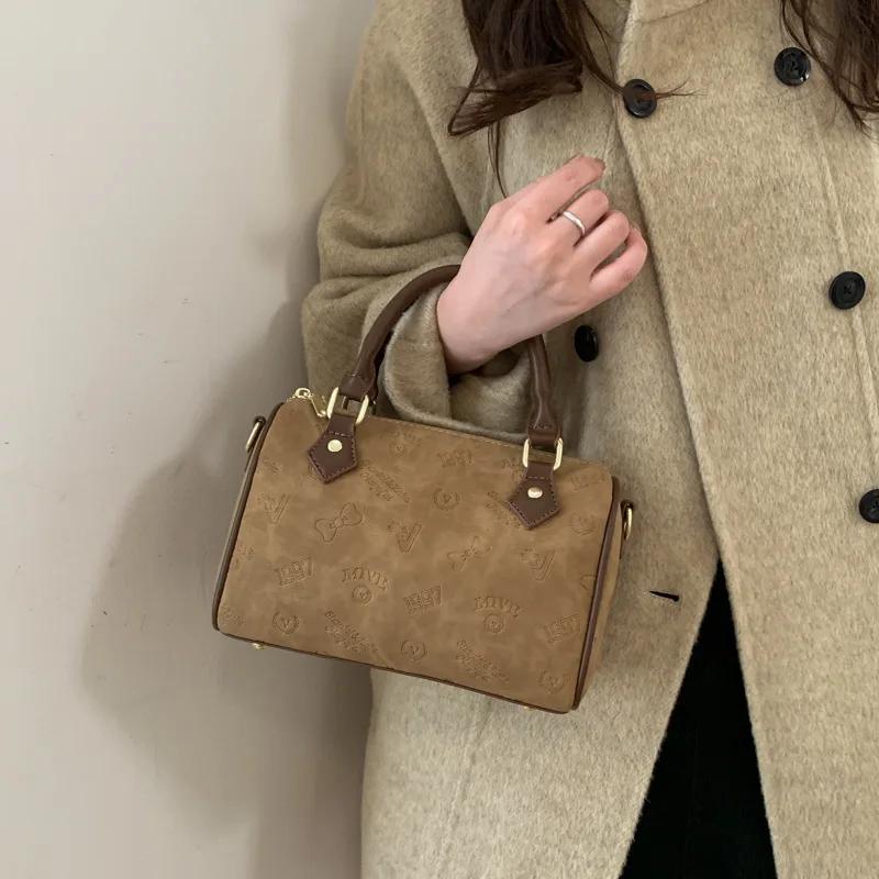 

2025 Women's Niche Luxury Handbag, Vegan Leather Multi-way Shoulder Crossbody Purse, Minimalist Designer Bag for Work Commute