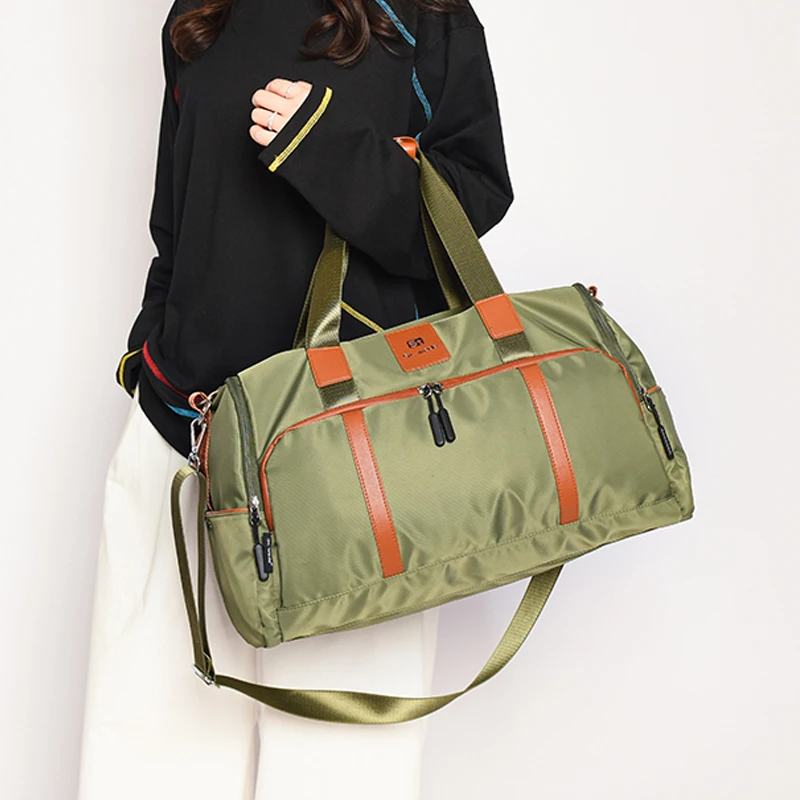 

Large Capacity Fitness Bag Travel Handbag Sports Gym Bag Portable Luggage Daypack Men Women Short Distance Trip Crossbody Bag