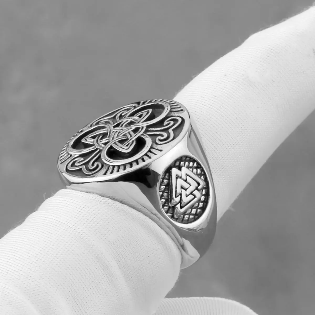 Stainless Steel Odin Trinity Rune Ring Men Women Retro Fashion Celtic Knot Amulet Accessories Hip Hop Biker Jewelry Wholesale