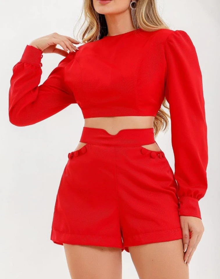 Monochrome Short Sleeved Shirt and Hollowed Out High Waisted Shorts Set In Stock, Naturally Beautiful Girl