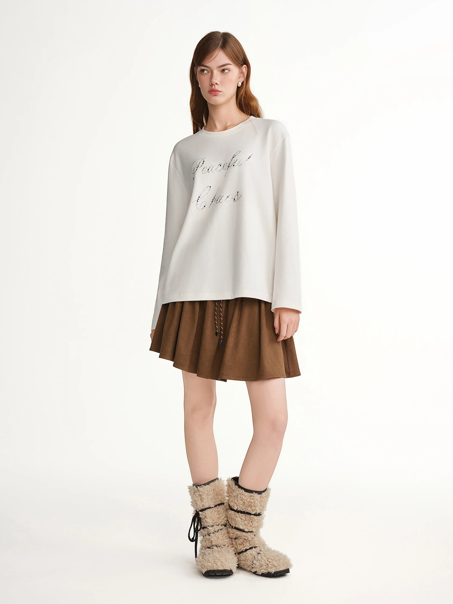 DUSHU Elegant Sparkling Shine Embellished Letter Long Sleeve Crew Neck Women's Base Layer T-Shirt 2025 Autumn Winter New Arrival