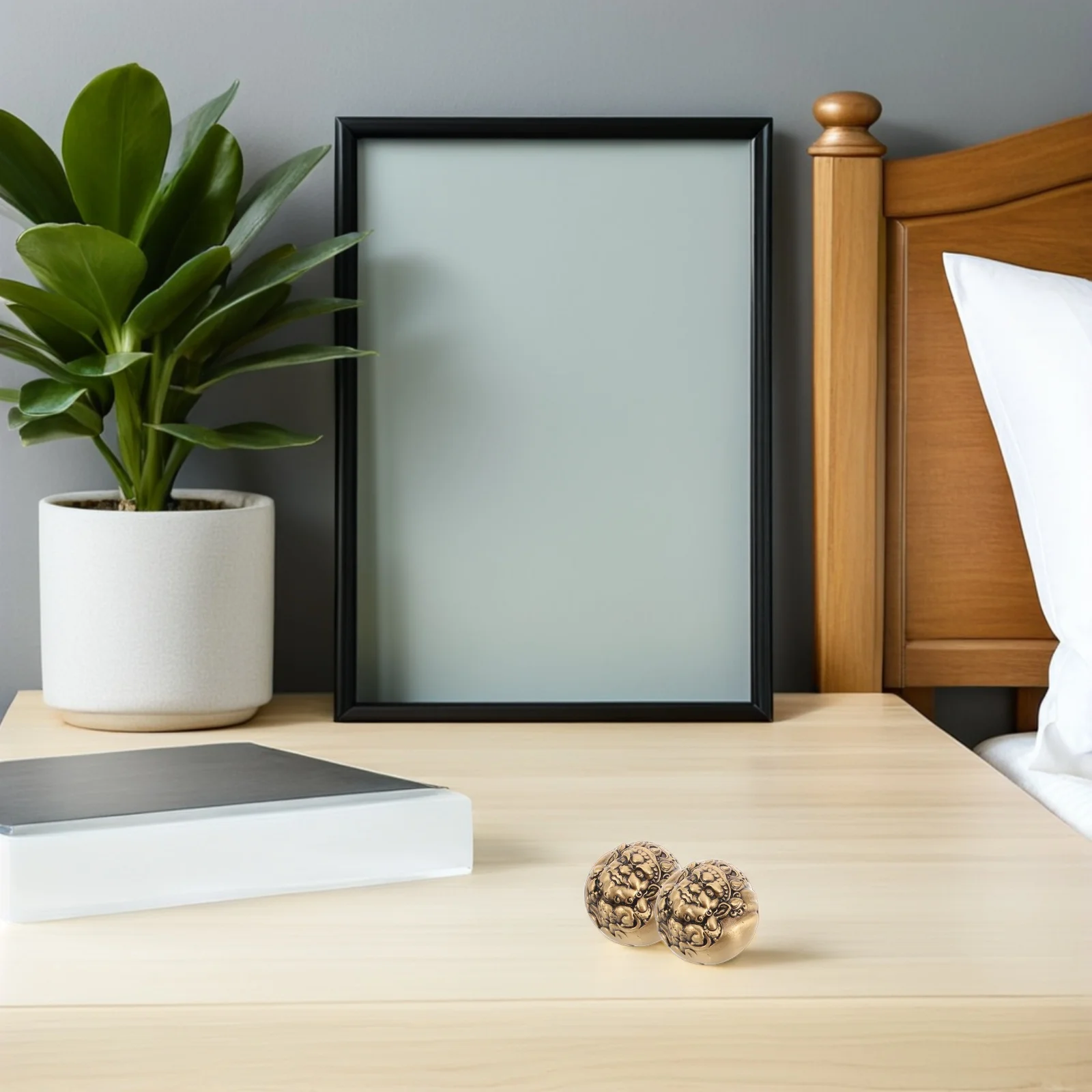 

1Pair Brass Hand Grip Ball Elderly Strengthener Wrist Exerciser Portable Massage Tool Rehabilitation Training Equipment